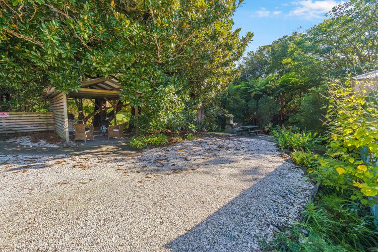 Cottage 2 – Hyams Beach Seaside Cottages