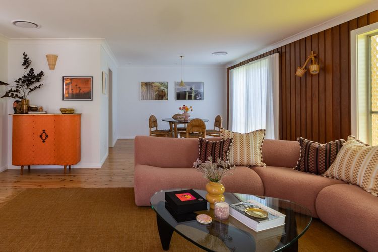 The Berry Bungalow, Berry