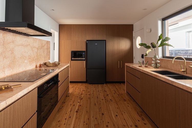 The Berry Bungalow, Berry