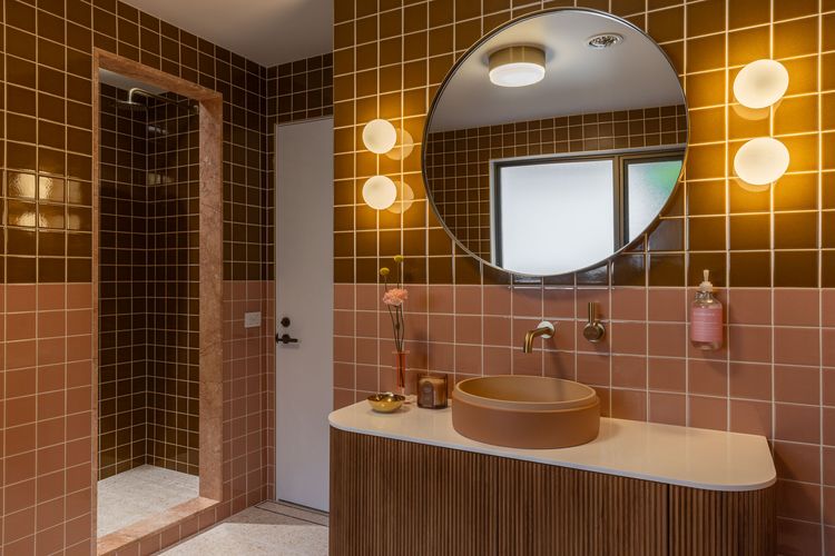 The Berry Bungalow, Berry