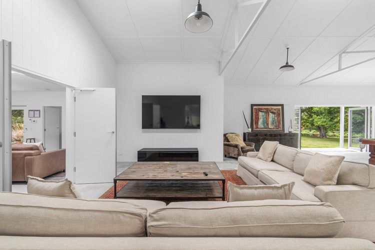 Grovebrook Cottage, Broughton