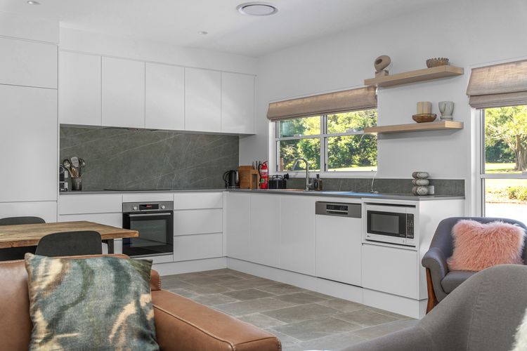 Grovebrook Cottage, Broughton