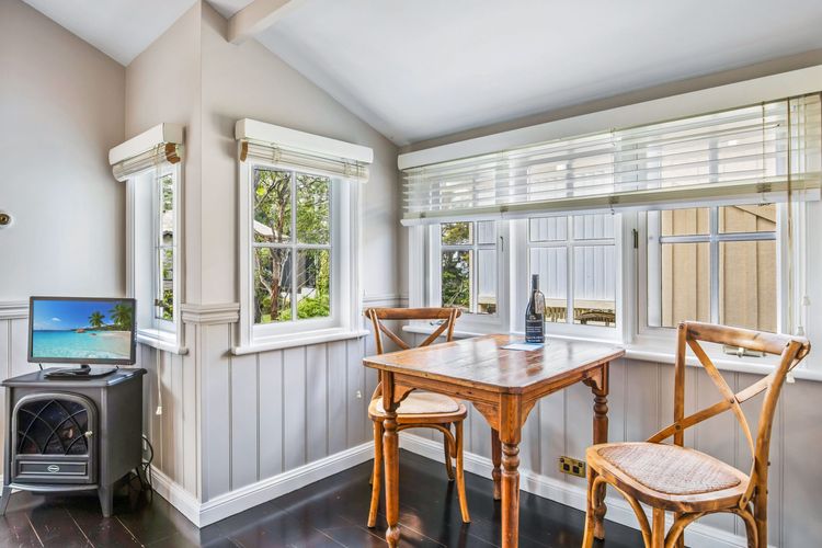 Cottage 5 – Hyams Beach Seaside Cottages