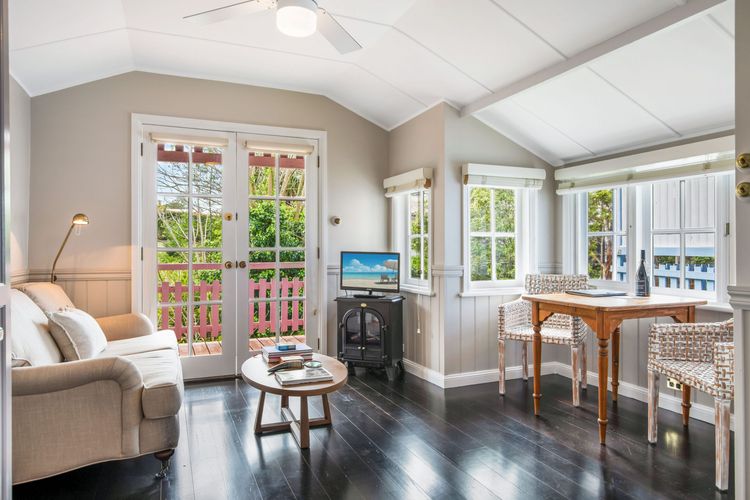 Cottage 6 – Hyams Beach Seaside Cottages