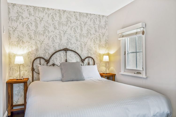 Cottage 7 – Hyams Beach Seaside Cottages