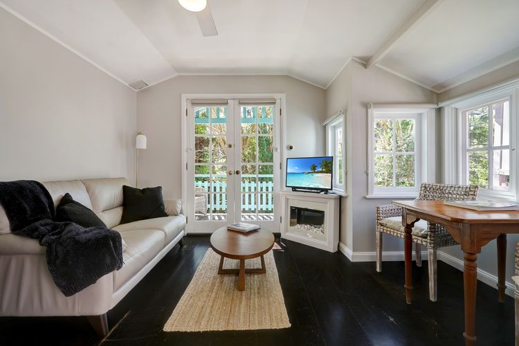 Cottage 7 – Hyams Beach Seaside Cottages