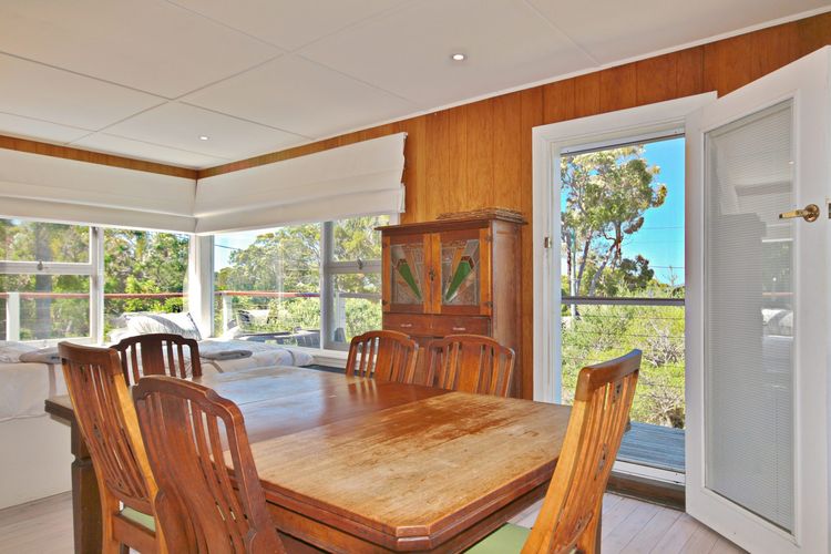 Acacia Cottage at Hyams Beach