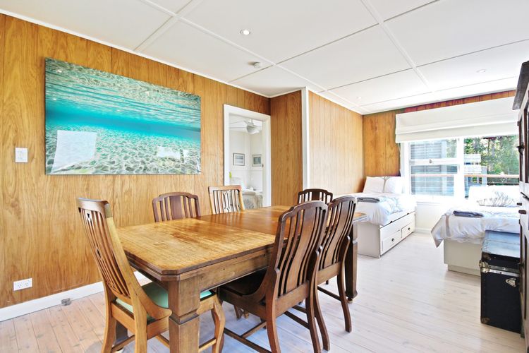 Acacia Cottage at Hyams Beach