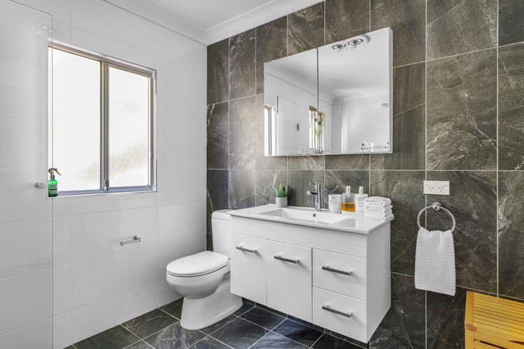 Elaine at Hyams Beach