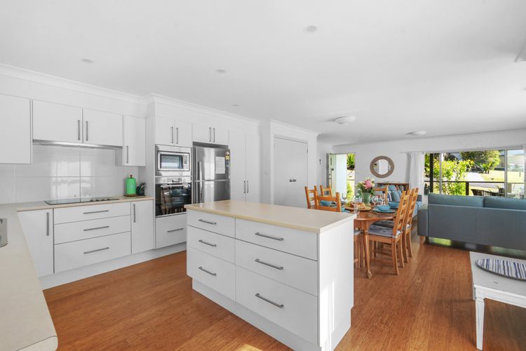 Elaine at Hyams Beach