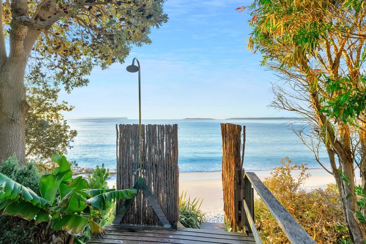 Elandra, Hyams Beach