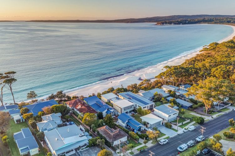Elandra, Hyams Beach