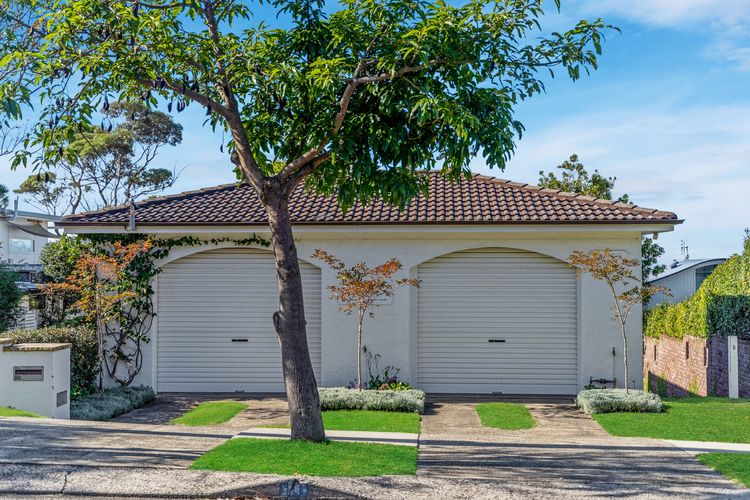 Elandra, Hyams Beach