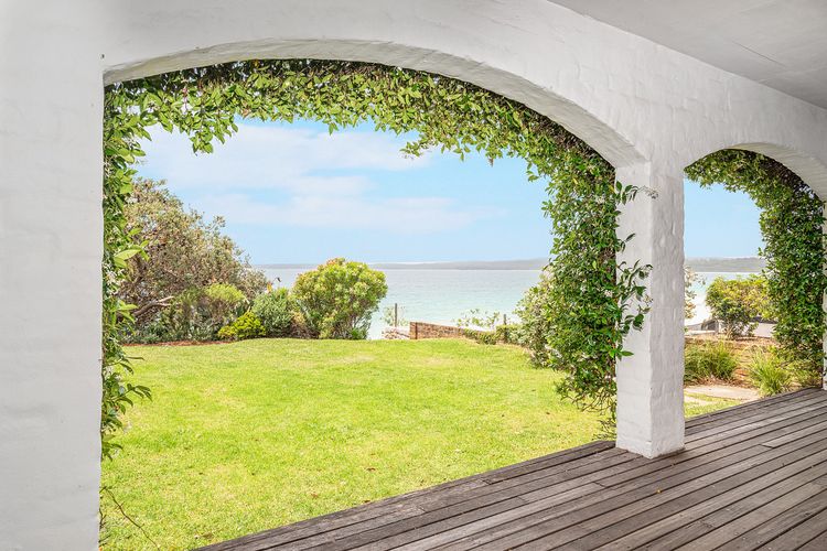 Elandra, Hyams Beach