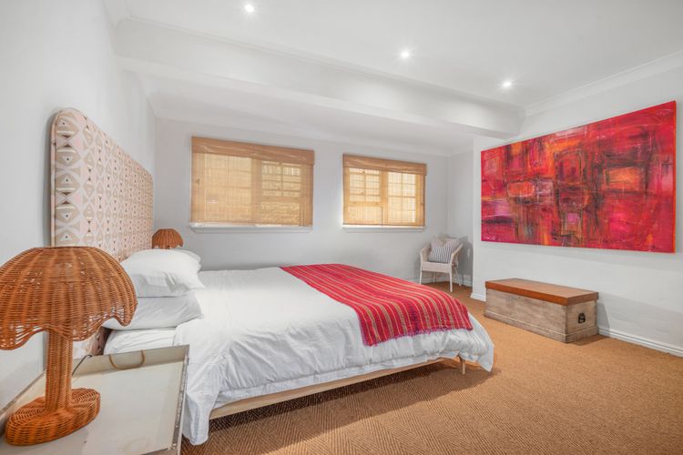 Elandra, Hyams Beach