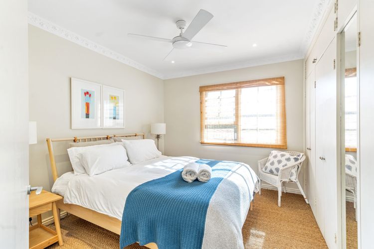 Elandra, Hyams Beach