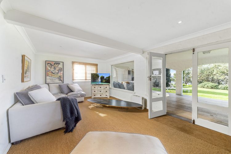 Elandra, Hyams Beach