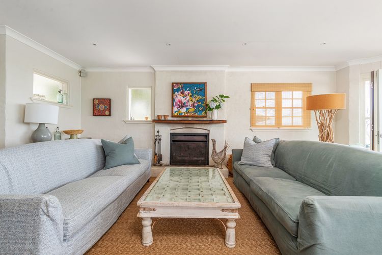 Elandra, Hyams Beach