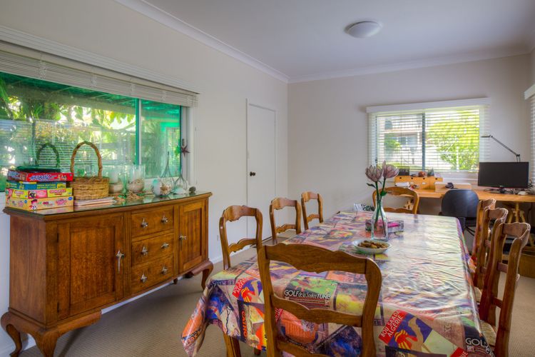 Fibro Majestic at Hyams Beach