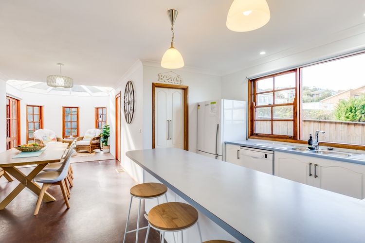 Gerroa Dreaming, Gerroa