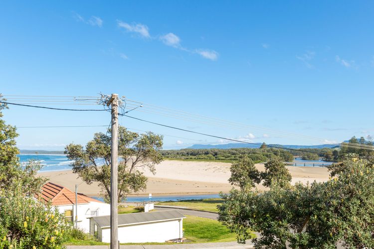 Gerroa Dreaming, Gerroa