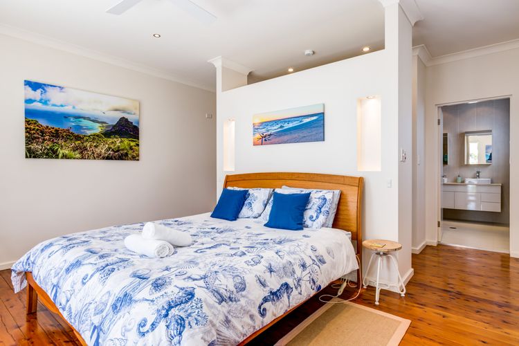 Harlequin Beach House, Vincentia