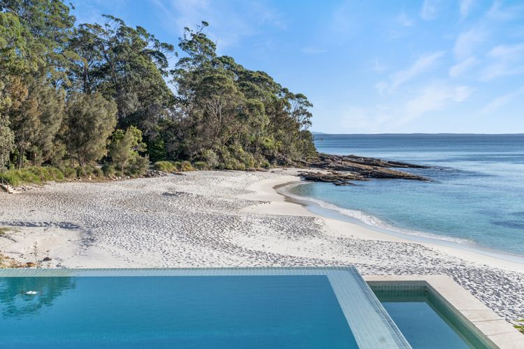 Horizons at Hyams Beach