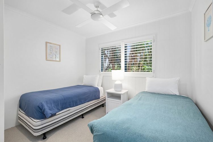 Bedroom 3 image 1
