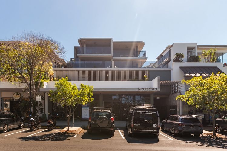 Exterior image 1
