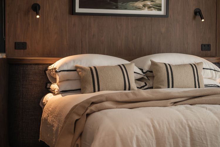 Bedroom image 3