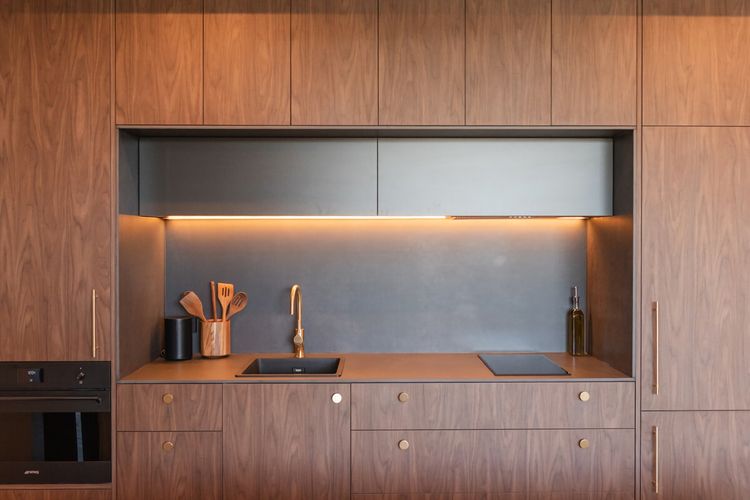 Full kitchen image 1