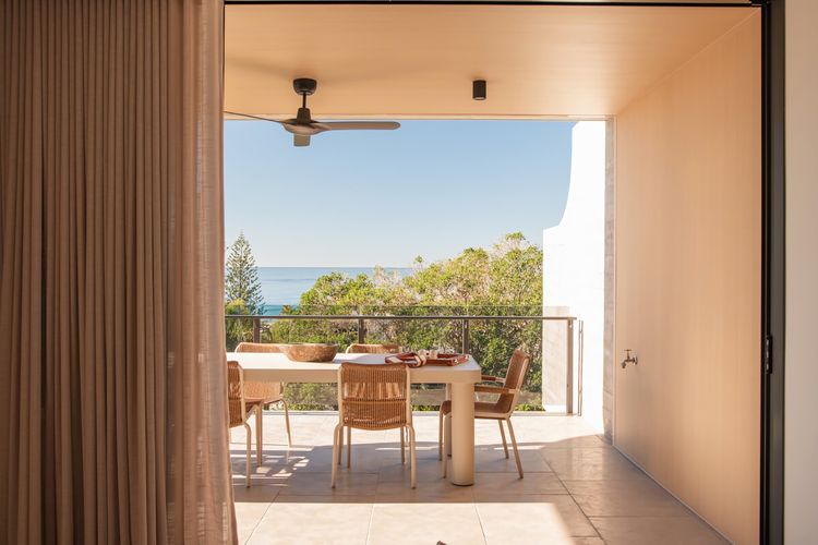 Balcony image 5