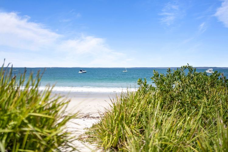 Sabia Beach House 2.0 – Beachfront – Sleeps 6