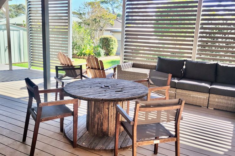 Seachange – Vincentia –  with water views and outdoor entertaining area – FREE WIFI, Pet Friendly