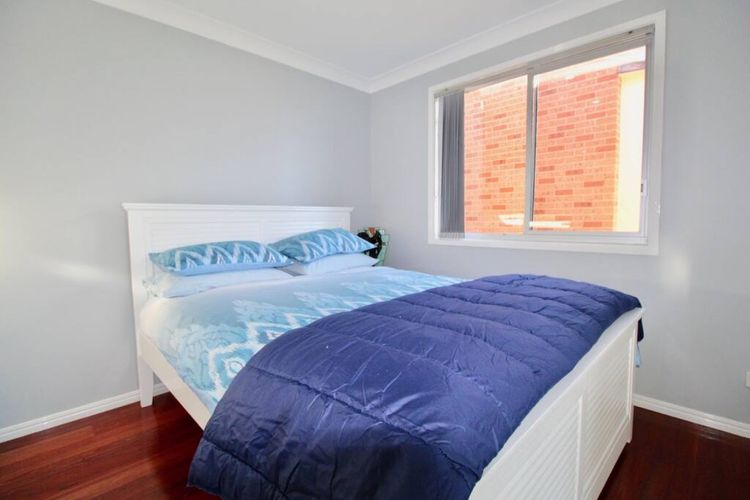 Seachange – Vincentia –  with water views and outdoor entertaining area – FREE WIFI, Pet Friendly