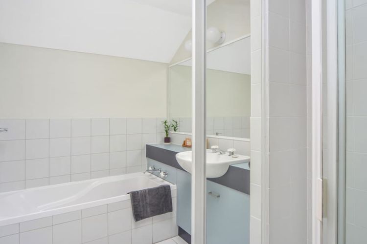 Simply The Best by Book Jervis Bay – Couples Getaway in Huskisson