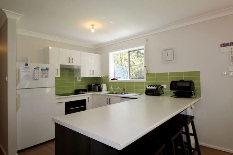 Wrights Beach Bungalow – WALKING DISTANCE TO THE WATER