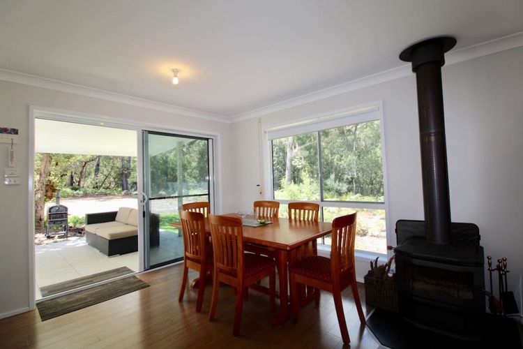 Wrights Beach Bungalow – WALKING DISTANCE TO THE WATER