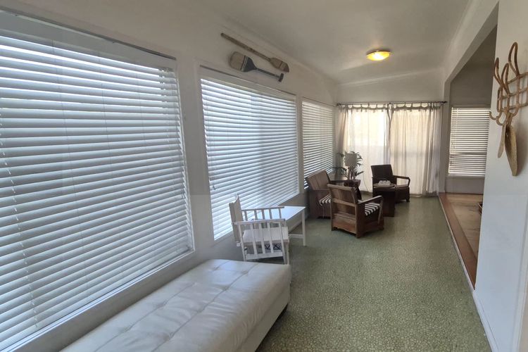 Argyle Beach House – Coastal Style, 130m to beach,