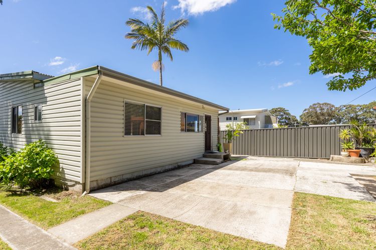 Argyle Beach House – Coastal Style, 130m to beach,