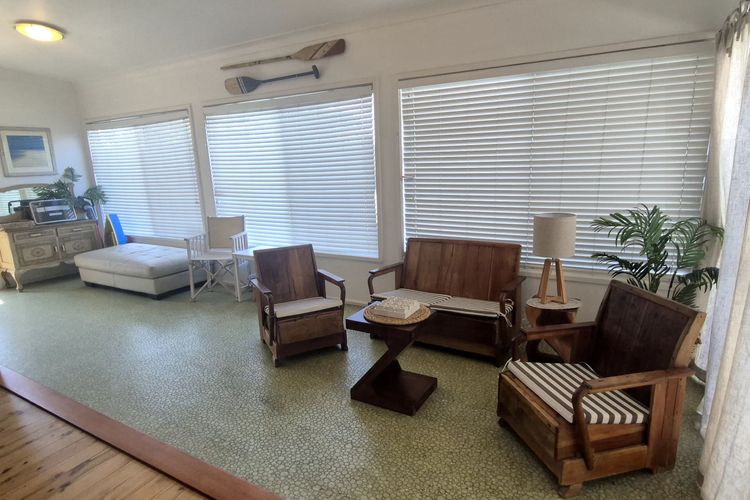 Argyle Beach House – Coastal Style, 130m to beach,