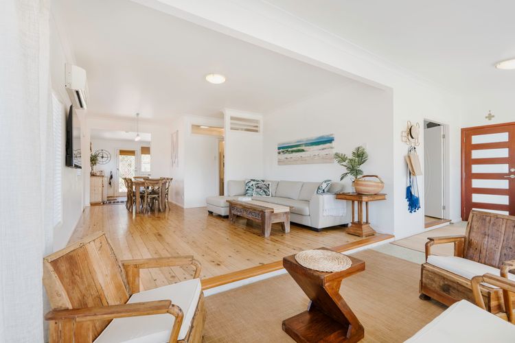 Argyle Beach House – Coastal Style, 130m to beach,