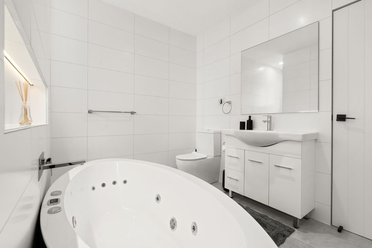 Holiday Homestead – Large Farm Stay Style Home