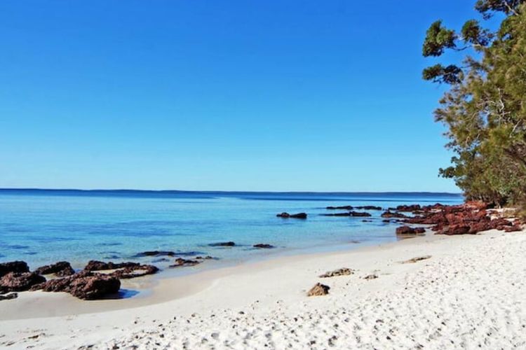 Vincentia Style by Book Jervis Bay – Only 150m to the Beach – Free Wifi & Chrome Cast