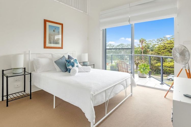 Vincentia Style by Book Jervis Bay – Only 150m to the Beach – Free Wifi & Chrome Cast