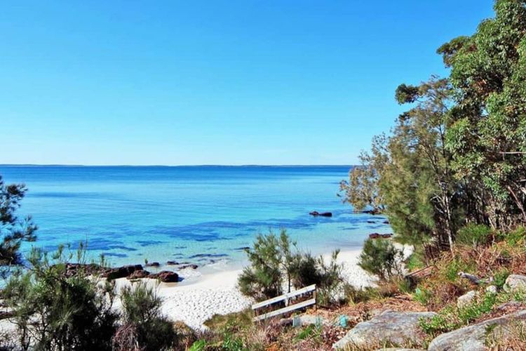 Vincentia Style by Book Jervis Bay – Only 150m to the Beach – Free Wifi & Chrome Cast