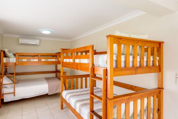Peaceful Waterfront, wheelchair accessible – Stunning Location for Family Holiday