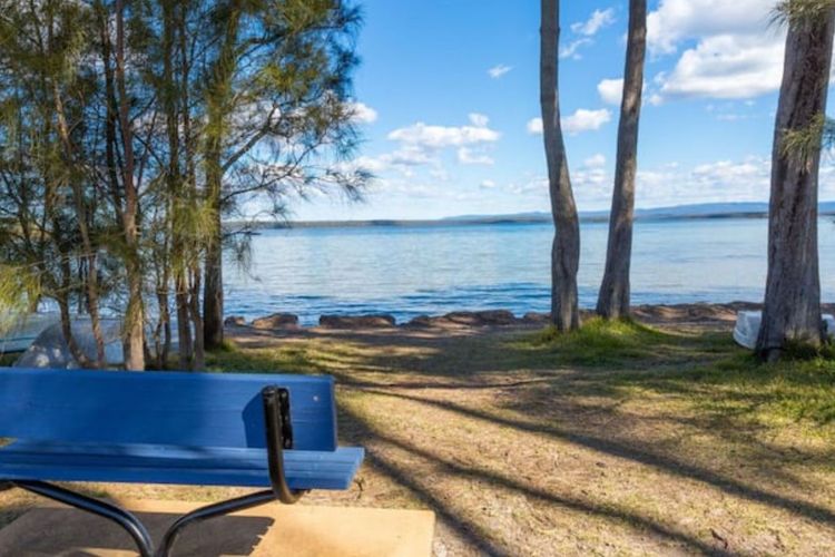 Peaceful Waterfront, wheelchair accessible – Stunning Location for Family Holiday