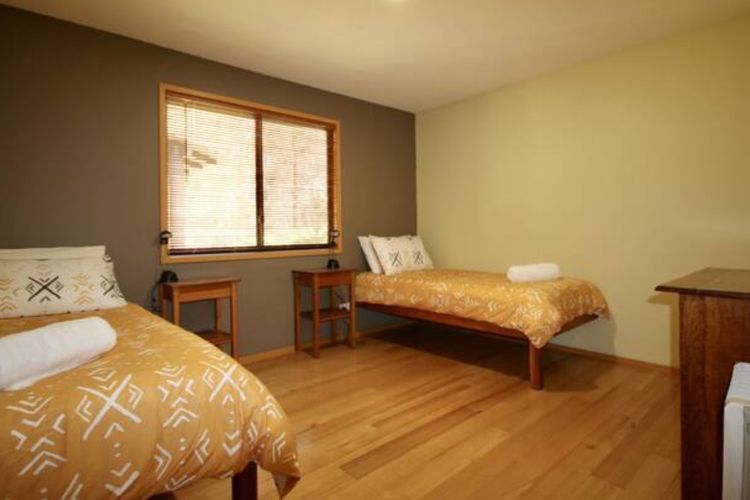 Waterfront Hideway – Sanctuary Point – The Ultimate Spot to Relax