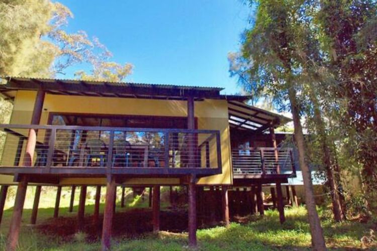 Waterfront Hideway – Sanctuary Point – The Ultimate Spot to Relax